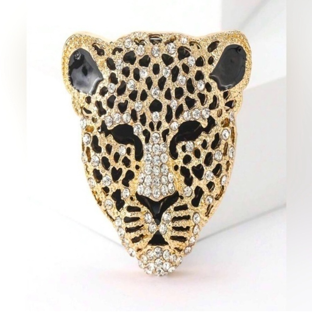 ✨Gold Leopard Head Rhinestone Brooch with Black Enamel Accents